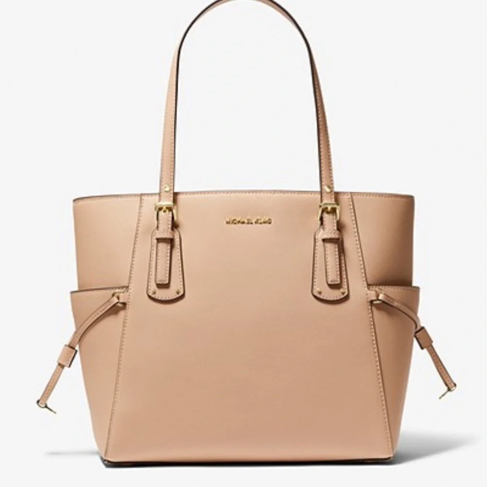 Michael Kors Voyager Saffiano Leather Tote Bag Style#30H1GV6T4T NWT OYSTER